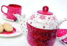 ΧΡΙΣΤΟΥΓΕΝΝΙΑΤΙΚΗ ΤΣΑΓΕΡΑ: Jesus Is The Gift teapot_jesus_is_the_gift