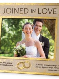 ΚΟΡΝΙΖΑ ΓΑΜΟΥ: Joined In Love